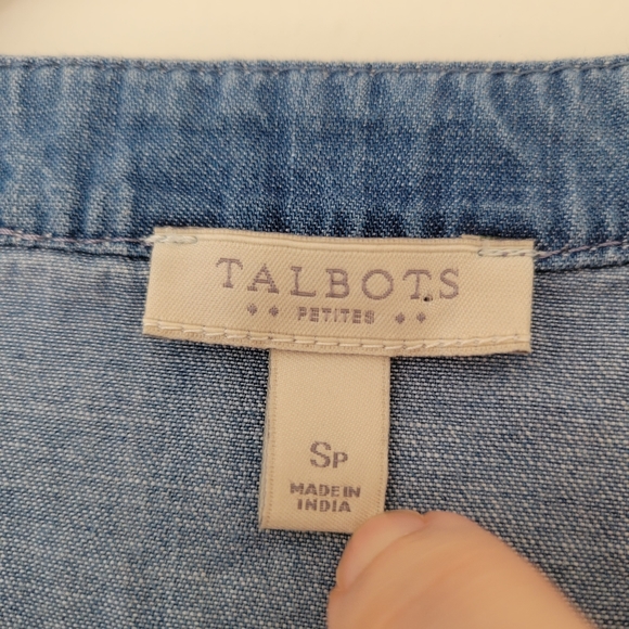 Talbots Petite Lyocell V Neck Chambray Bell Sleeve Blouse Top Size Sp - Picture 5 of 6